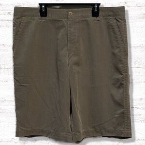 Hugo Boss Green Label Men’s Khaki Shorts Size 36R
